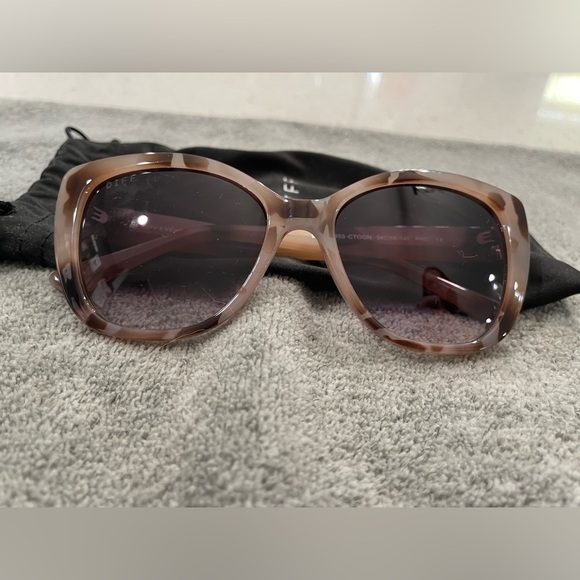 Diff Sunglasses - Picture 3 of 10